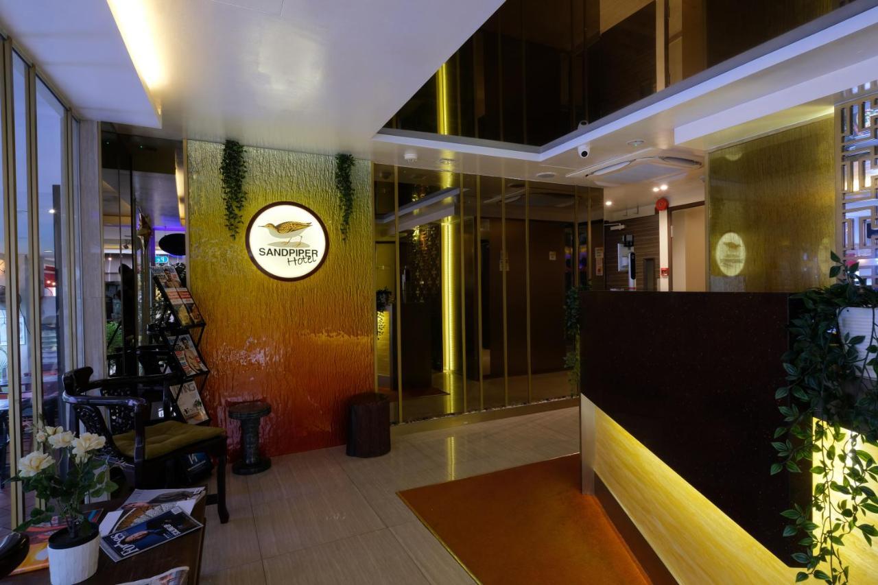 Single Sharing Room And Short Hours Stay At Sandpiper Hotel Singapore Exteriör bild